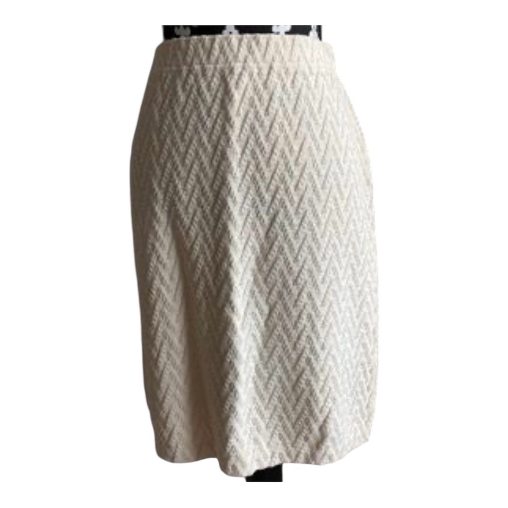 St. John Collection cream white knit pencil skirt elastic waist knee length NWT - Picture 9 of 9